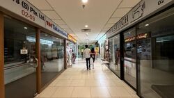 Lucky Plaza (D9), Shop House #628801801